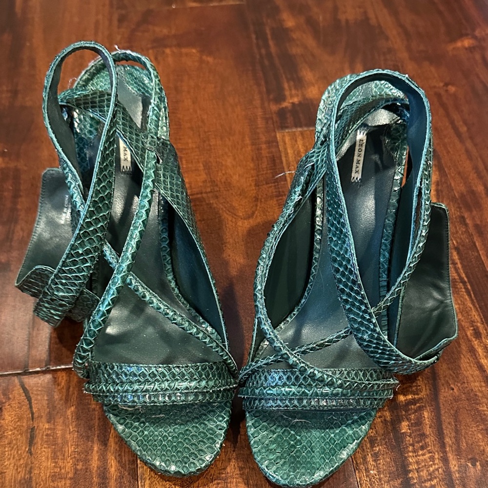 Green Leather Strappy Women's Sandals